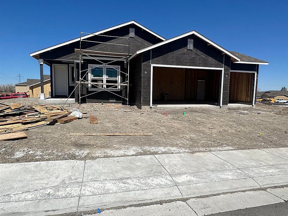 1st image of 1319 Serenity Cir Lot 10