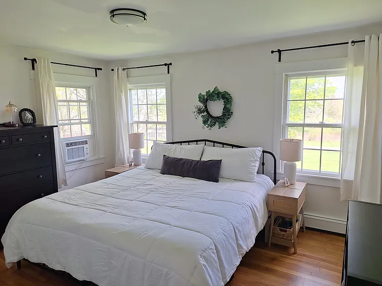 103 Wentworth Rd — Photo 7