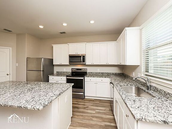 4th image of 2034 Delta Downs Dr