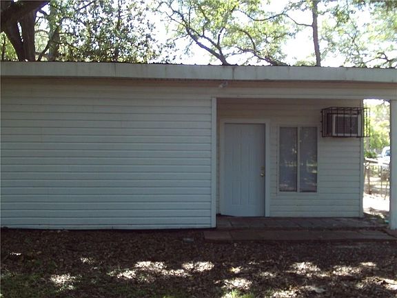 3rd image of 3931 Hodges St