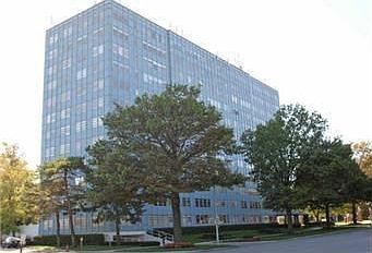 1st image of 333 W Meyer Blvd APT 608