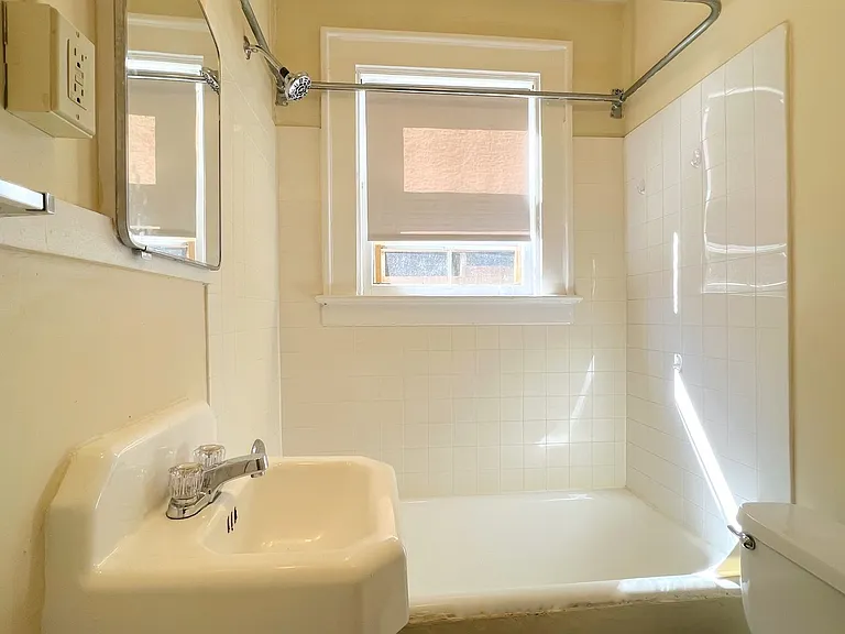 Kurdy Apartments — Photo 17