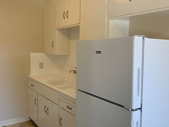 5th image of 2890 Almaden Expy APT 12
