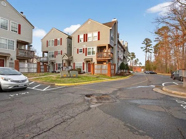 12735 Daybreak Cir, Newport News, VA 23602