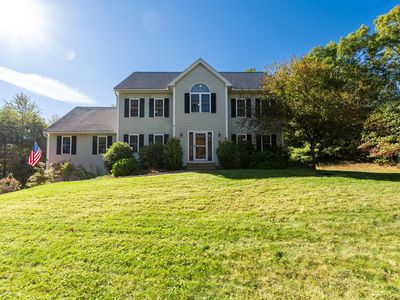 22 Hobart Hill Road, Brookline, NH, 03033