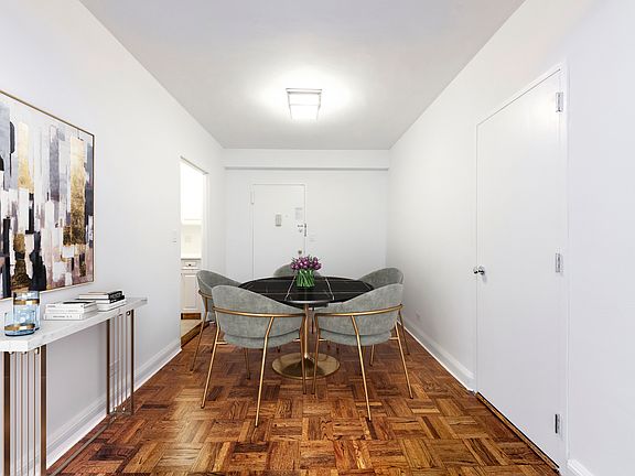 4th image of 136 E 55th St APT 5E