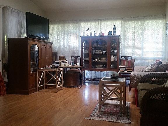 4th image of 1543 Merion Way APT 45E