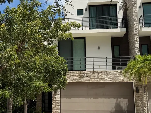 106 NE 16th Ave, Fort Lauderdale, FL 33301