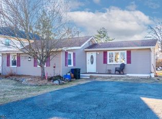 15 Seminole Ave, Lake Hiawatha, NJ