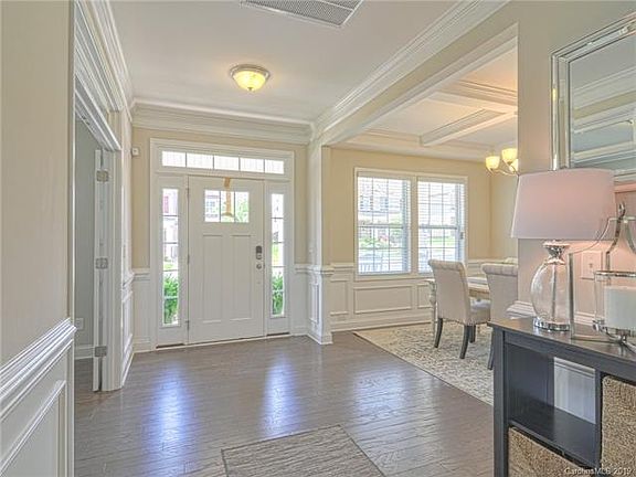 3rd image of 10726 Charmont Pl