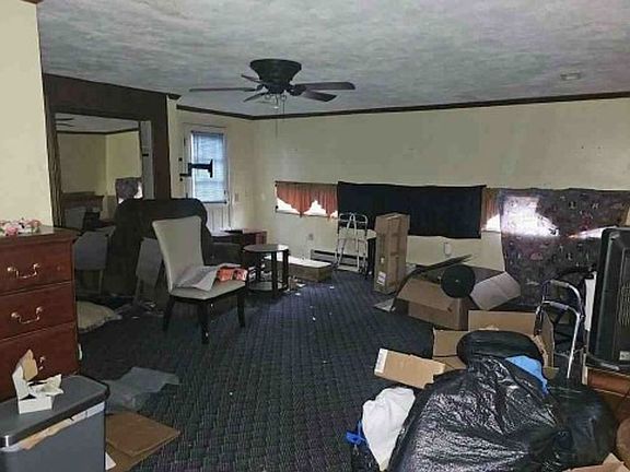 Additional Living Room