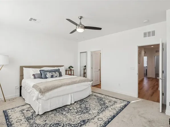 10515 Prospering Valley Way, Las Vegas, NV 89166