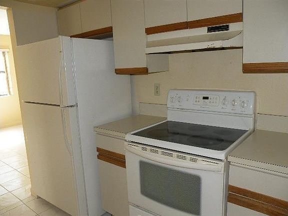 3rd image of 8713 Shadow Wood Blvd