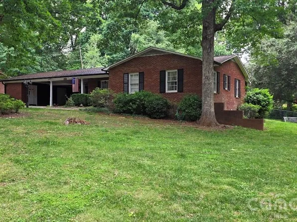 141 Brady Ln, Statesville, NC 28625