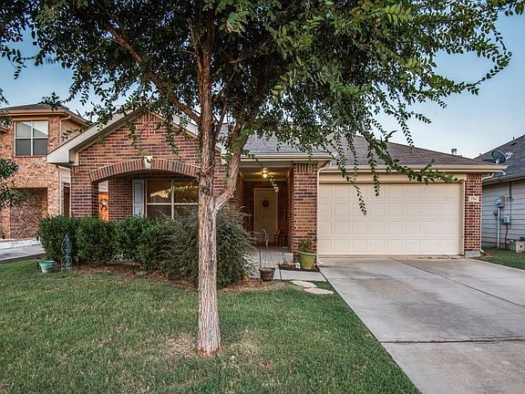 2nd image of 1704 Nina Dr