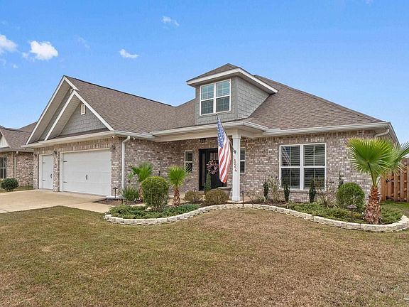 3rd image of 1524 Areca Palm Dr