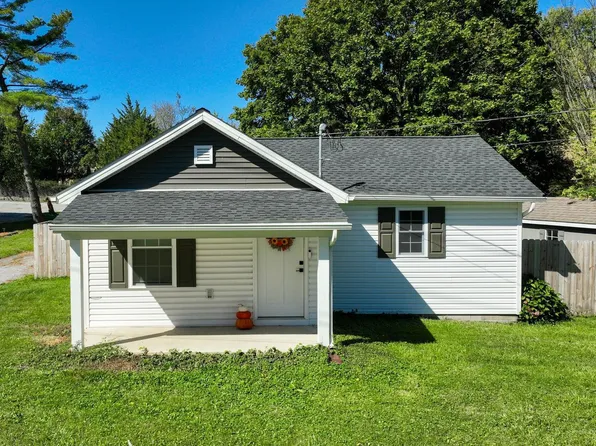 15 Burkholder Rd, Red Lion, PA 17356