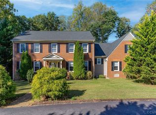 9353 Holly Bluffs Dr, Mechanicsville, VA 23116