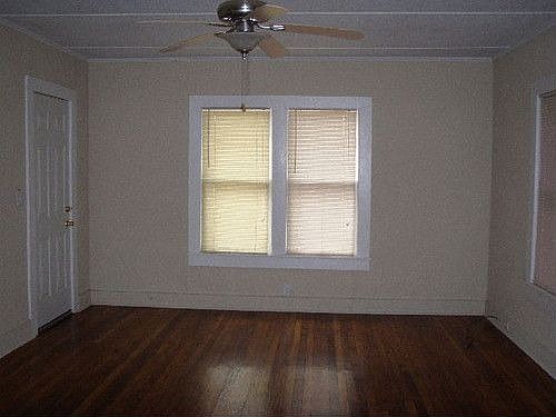 2nd image of 321 W Primrose Ave