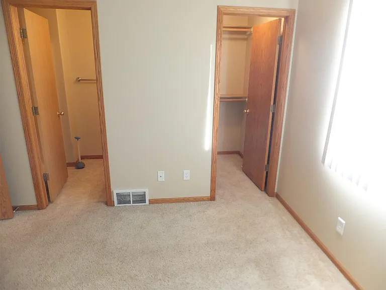8430 Sage Dr — Photo 10