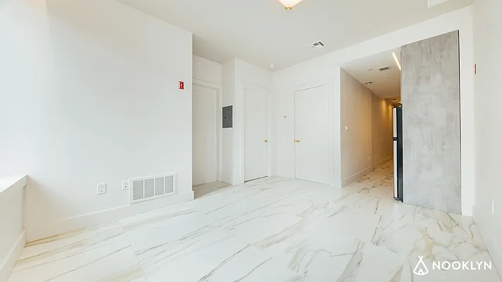 Rented by Nooklyn NYC LLC | media 20