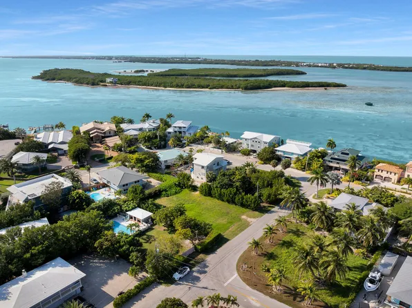 202 Barque St, Duck Key, FL 33050