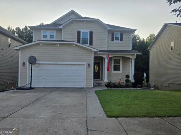 1198 Lanier Springs Dr, Buford, GA 30518