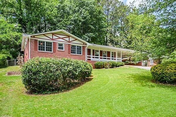 1st image of 3279 Clearview Dr SW