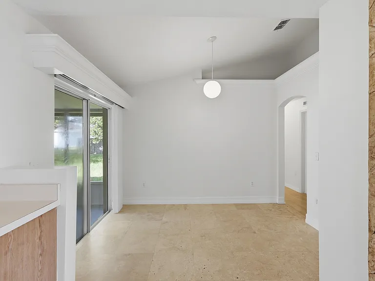 3124 SW Armucher St — Photo 19