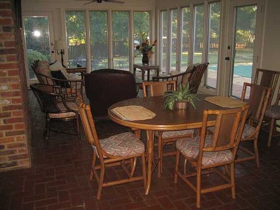 3rd image of 4664 Cedar Rose Dr