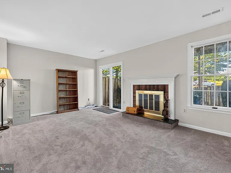 6581 Willard Horine Ct — Photo 13