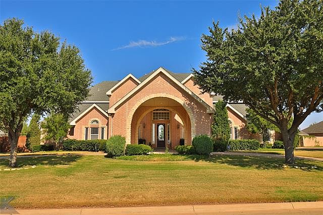 1st image of 1210 S Saddle Lakes Dr