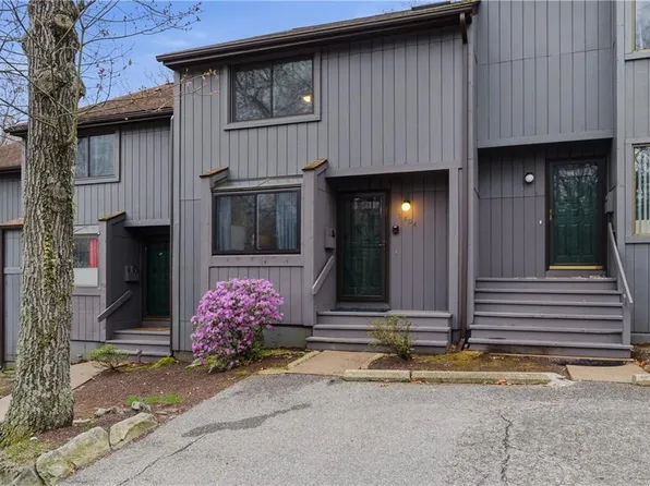 7 Wake Robin Rd Unit 1604, Lincoln, RI 02865