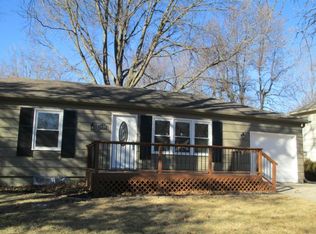 9626 England St, Overland Park, KS 66212