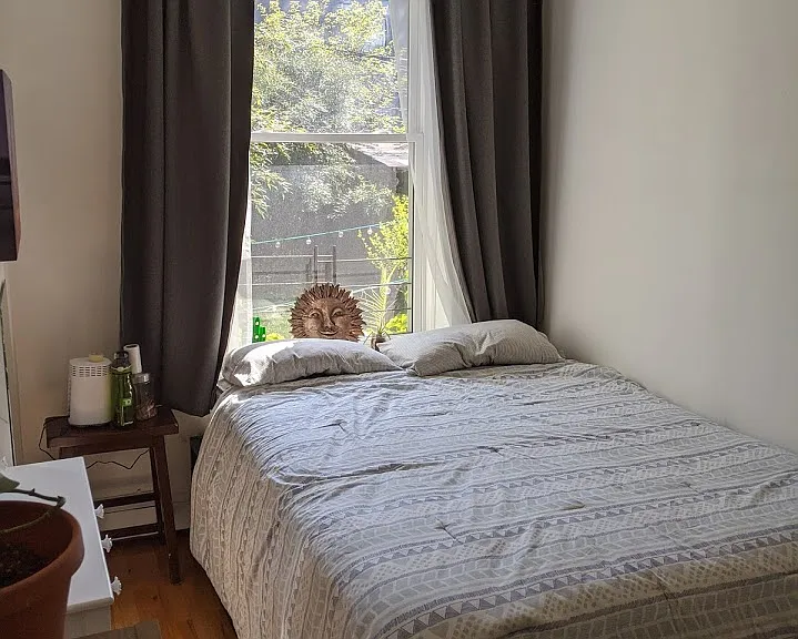 684 De Graw St #1 — Photo 12