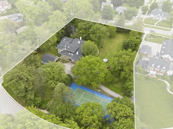 514 Columbia Cir, Waterloo, IA 50701