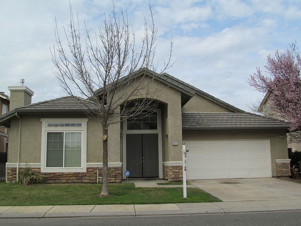 1st image of 1613 Kensington Park Dr