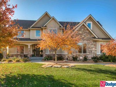 21311 Walnut St, Elkhorn, NE, 68022