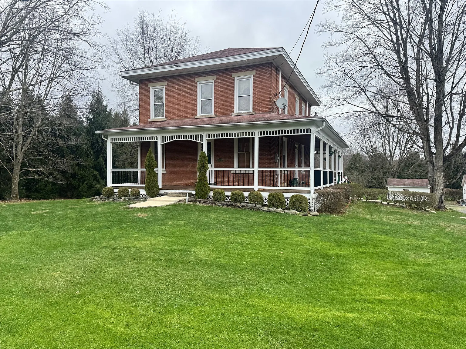 150 W Jamestown Rd photo 1