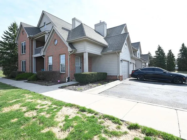 28777 Berwick Ct #1, New Baltimore, MI 48047