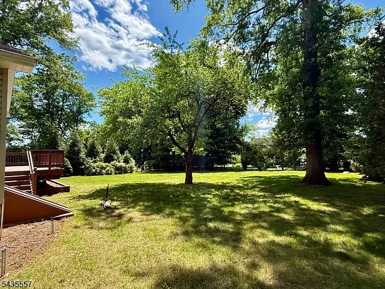 48 E Madison Ave — Photo 3