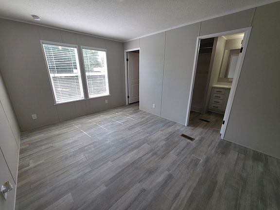 2nd image of 3232 S Clifton Ave Lot 404