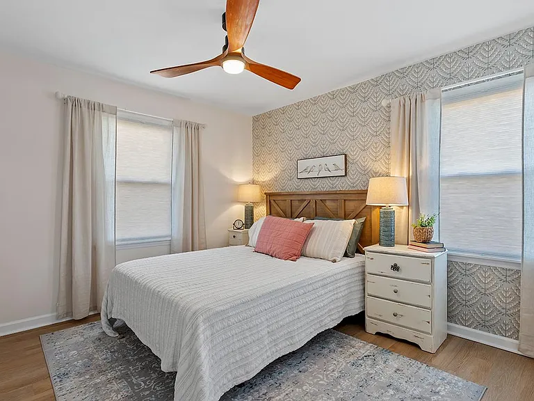 stunning wood headboard queen bed