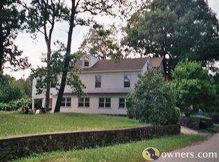 52 Ridgecrest Rd, Lake Peekskill, NY 10537