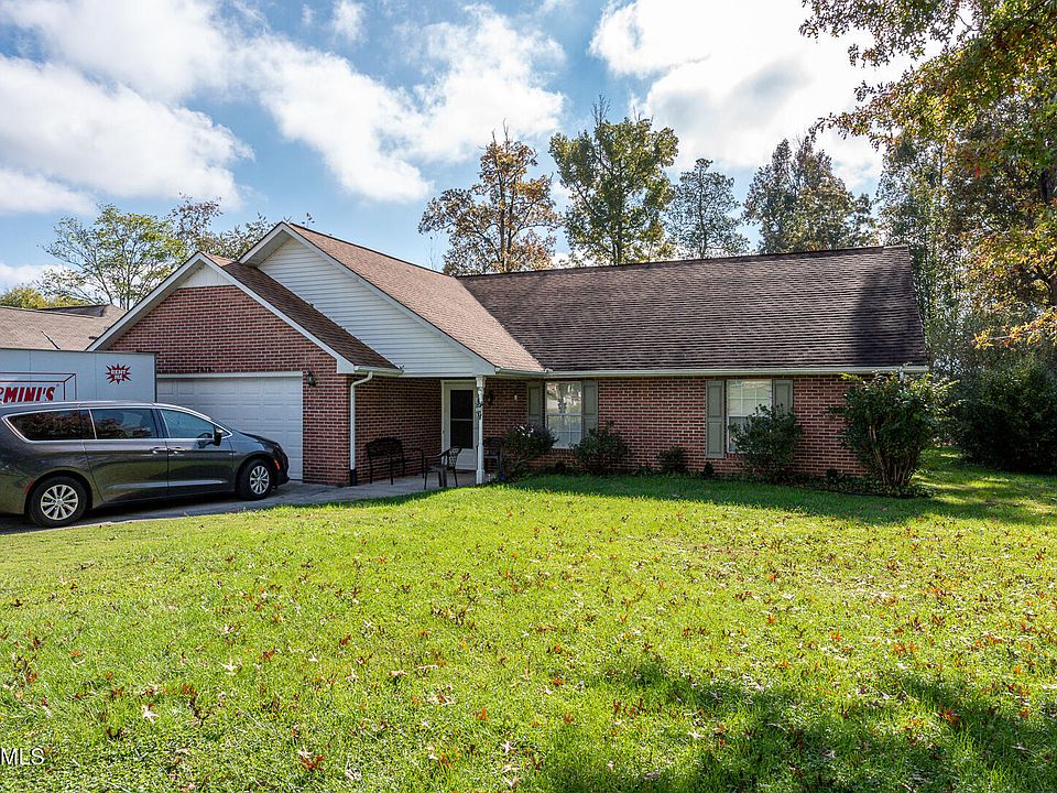 1st image of 2418 Dublin Dr
