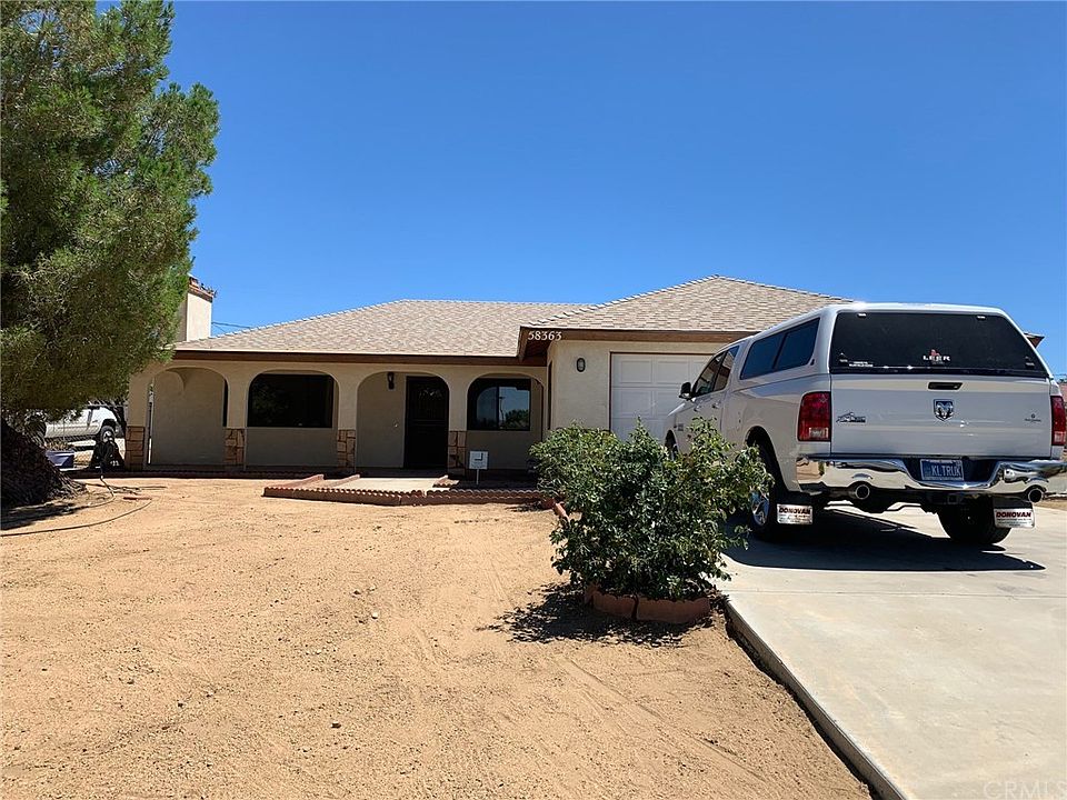 1st image of 58363 Desert Gold Dr