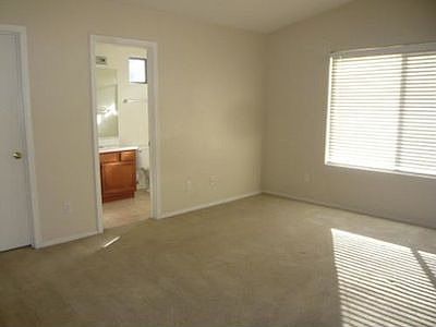 5th image of 2614 N 107th Dr