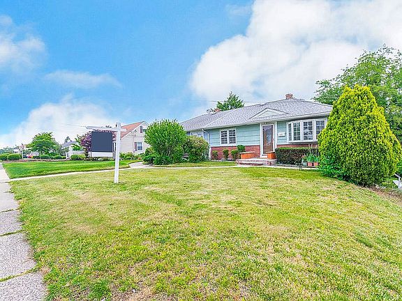 2nd image of 68 Caldwell Ave