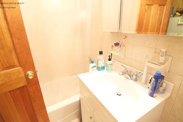 Rented by America Mecca Realty LLC | media 29
