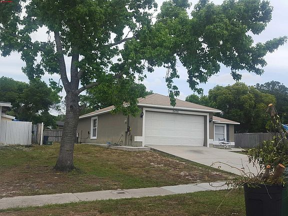 3rd image of 2436 Austin Ave
